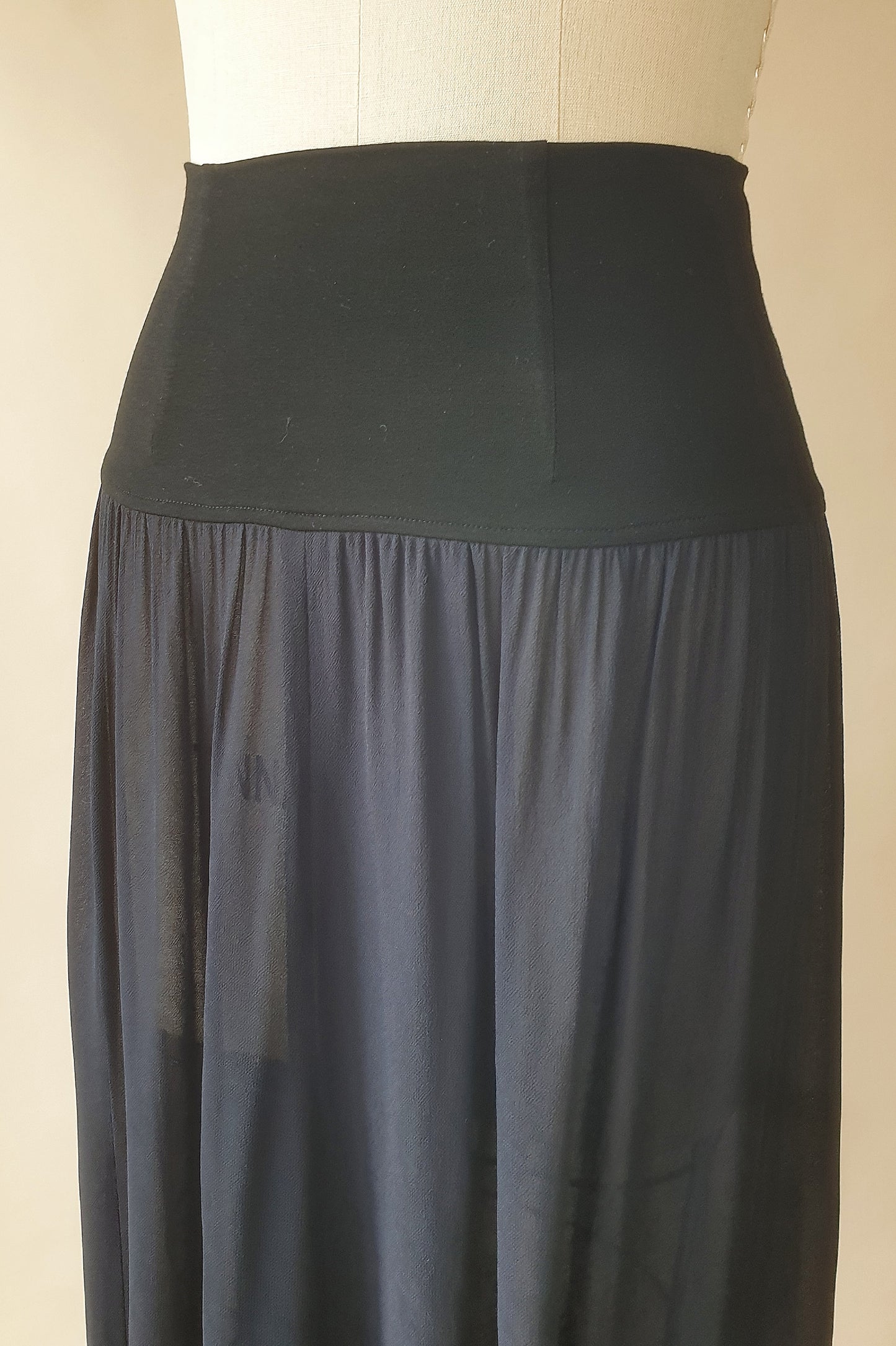 Nicola Waite sheer skirt Size XS/S