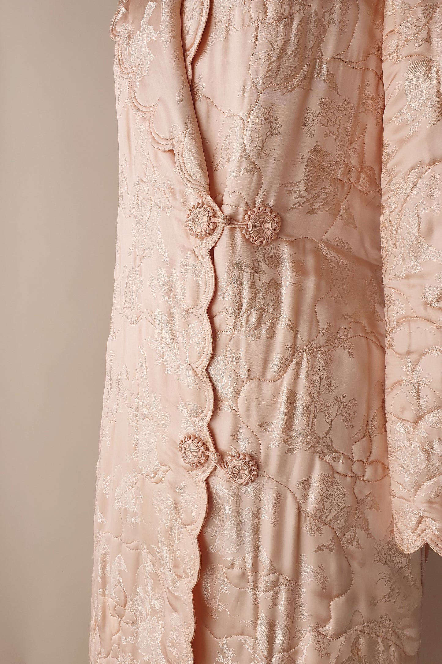 Incredible vintage silk quilted dressing gown Size XS/S