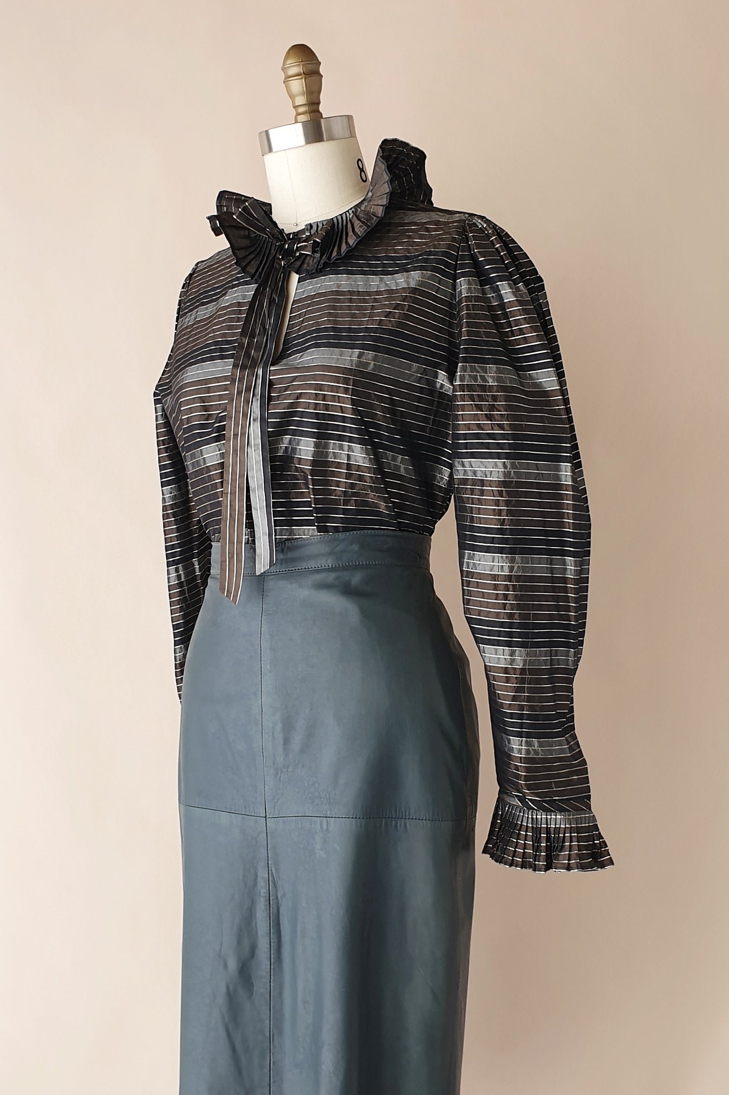 Silk taffeta vintage top Size S