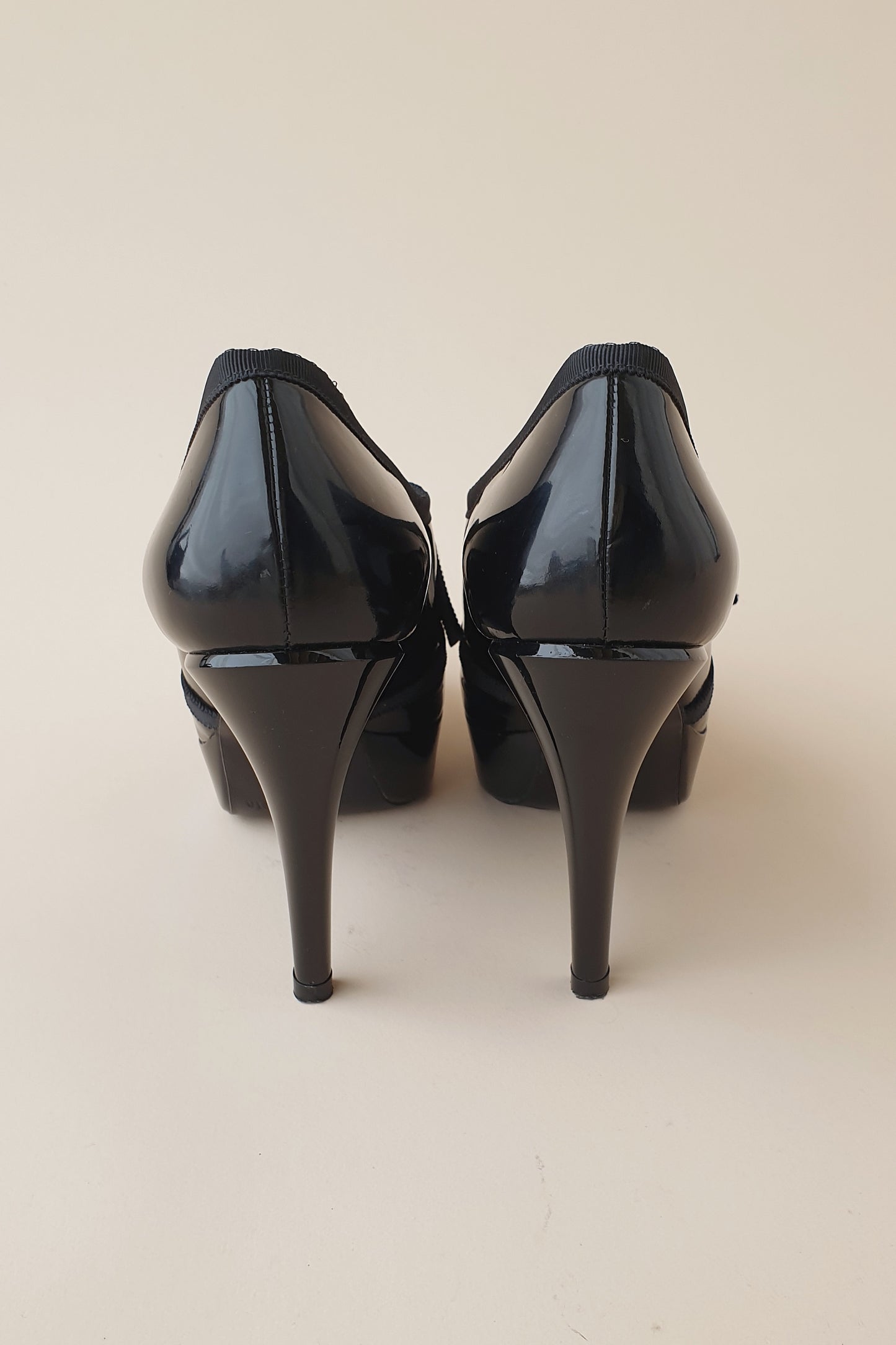 Stunning Pedro Garcia platform heels Size 40