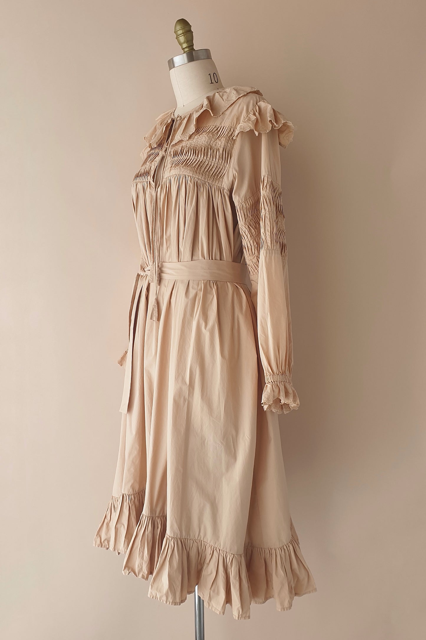 V. de Vinster beige smock dress Size M