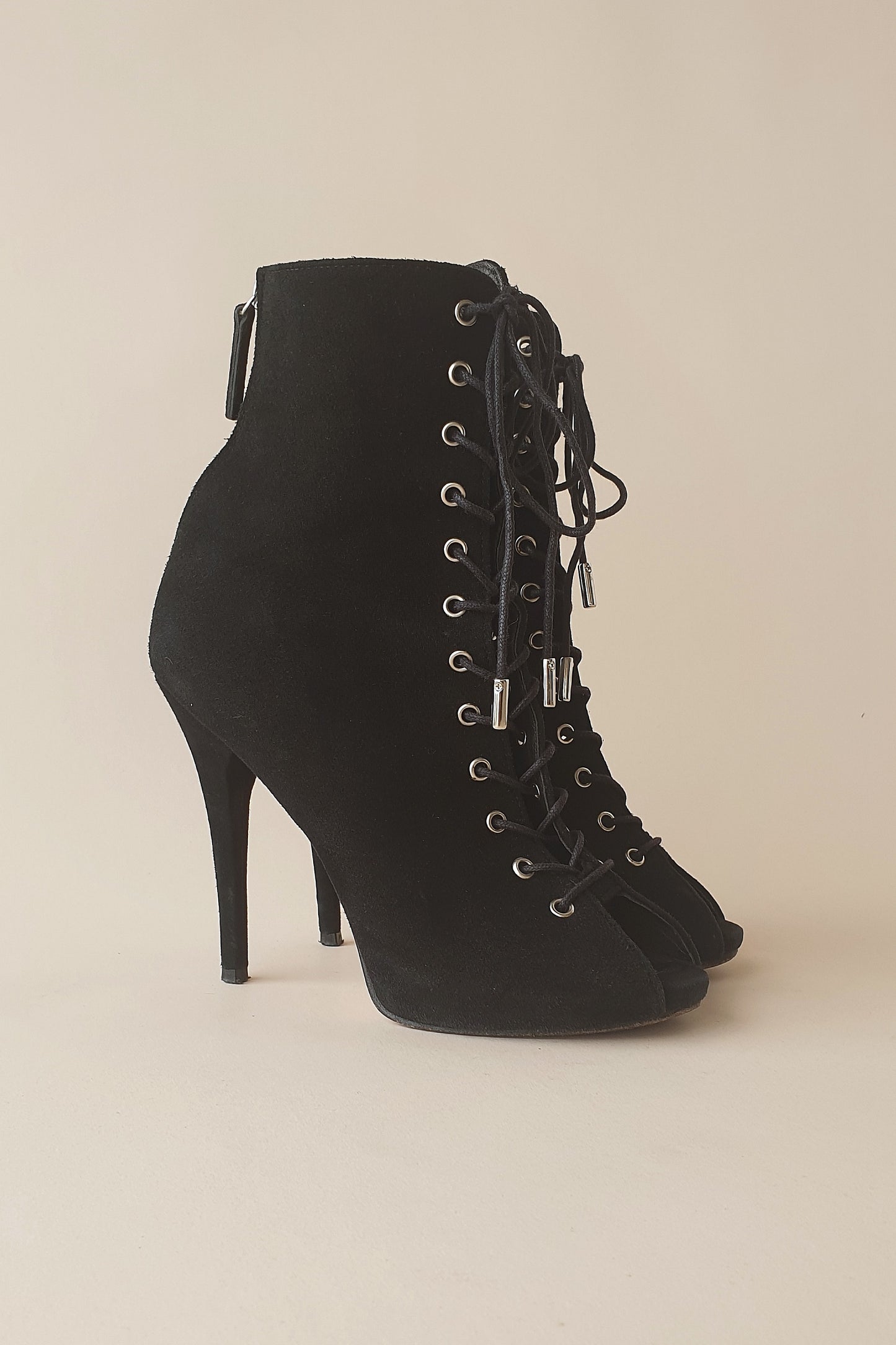 Camilla suede booties Size 38