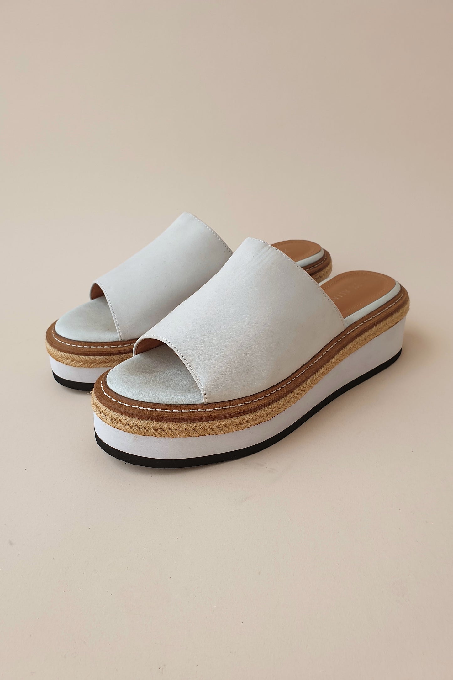 Alias Mae leather slides Size 37