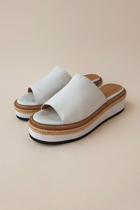 Alias Mae leather slides Size 37