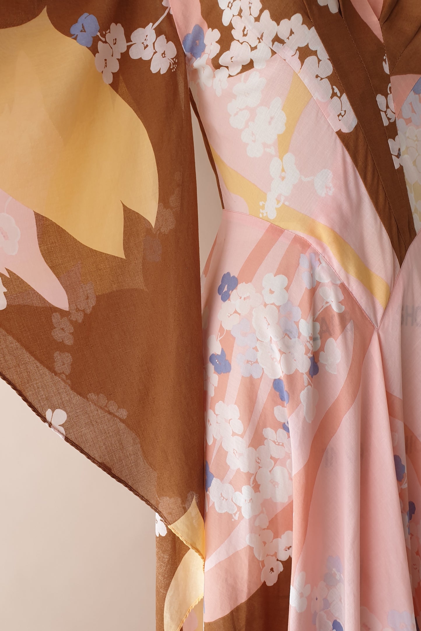 Absolutely stunning vintage maxi dress Size XS