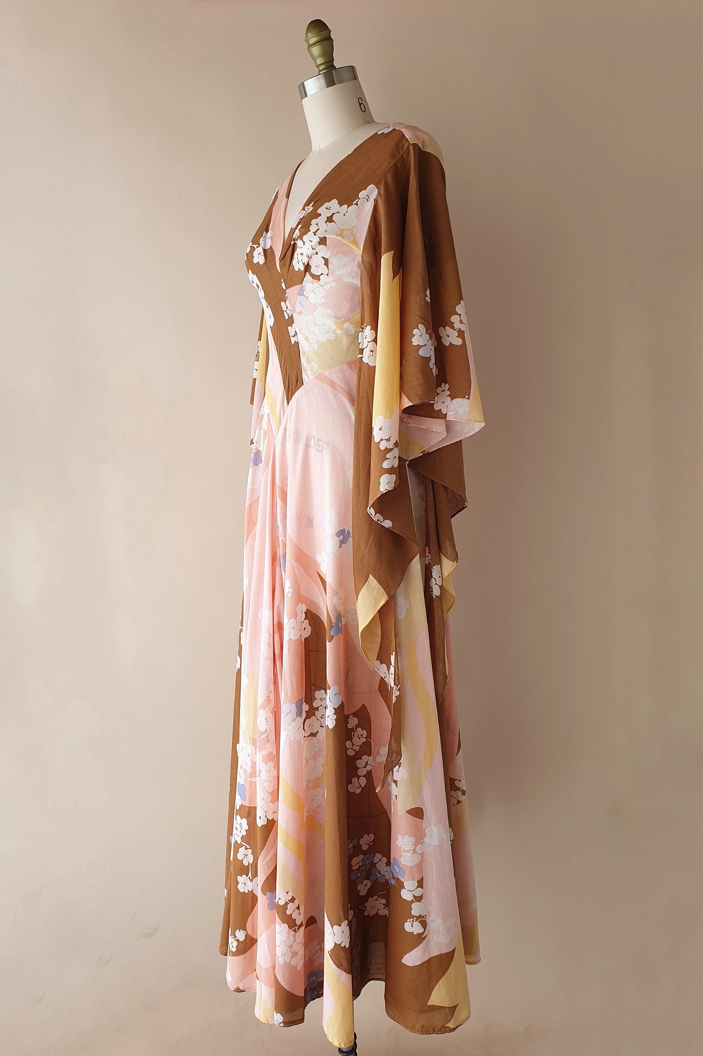 Absolutely stunning vintage maxi dress Size XS