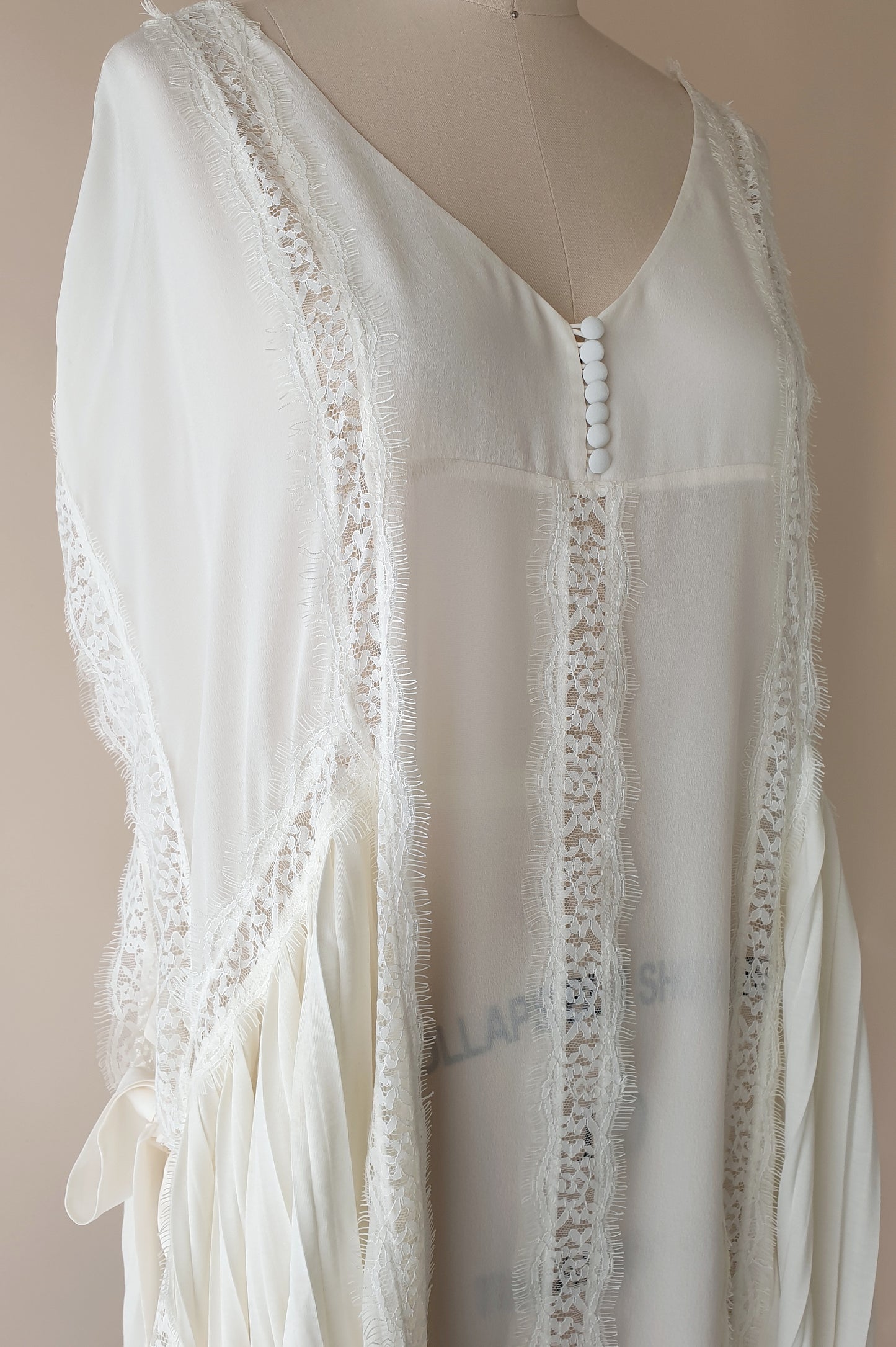 Stunning silk top Size S/M