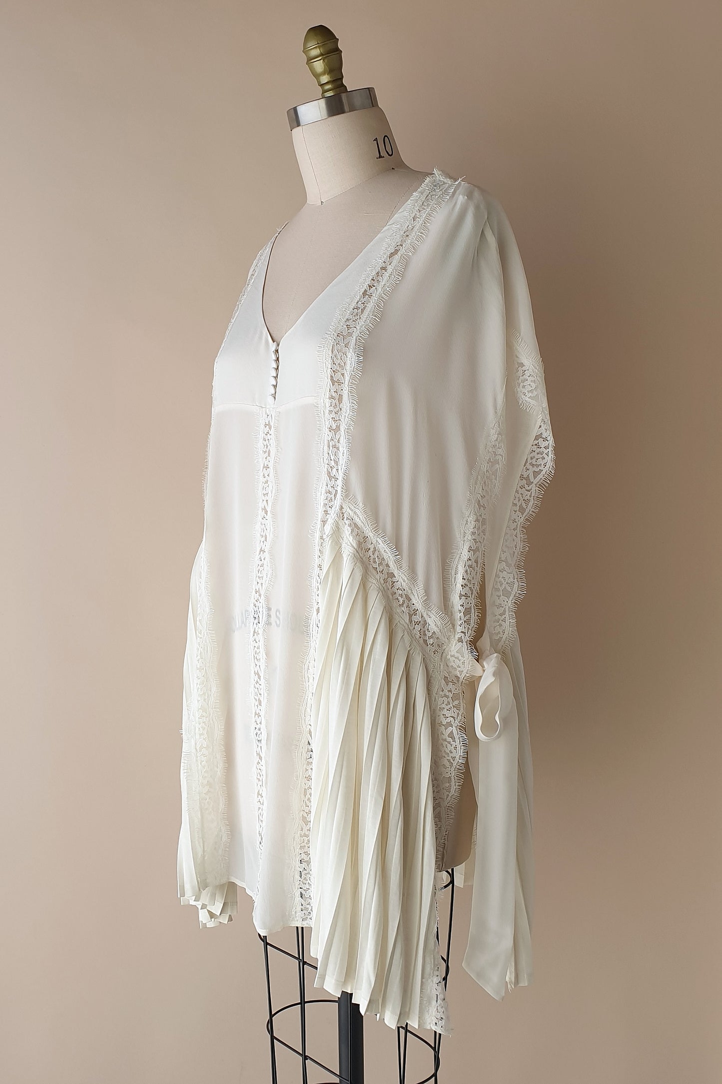 Stunning silk top Size S/M