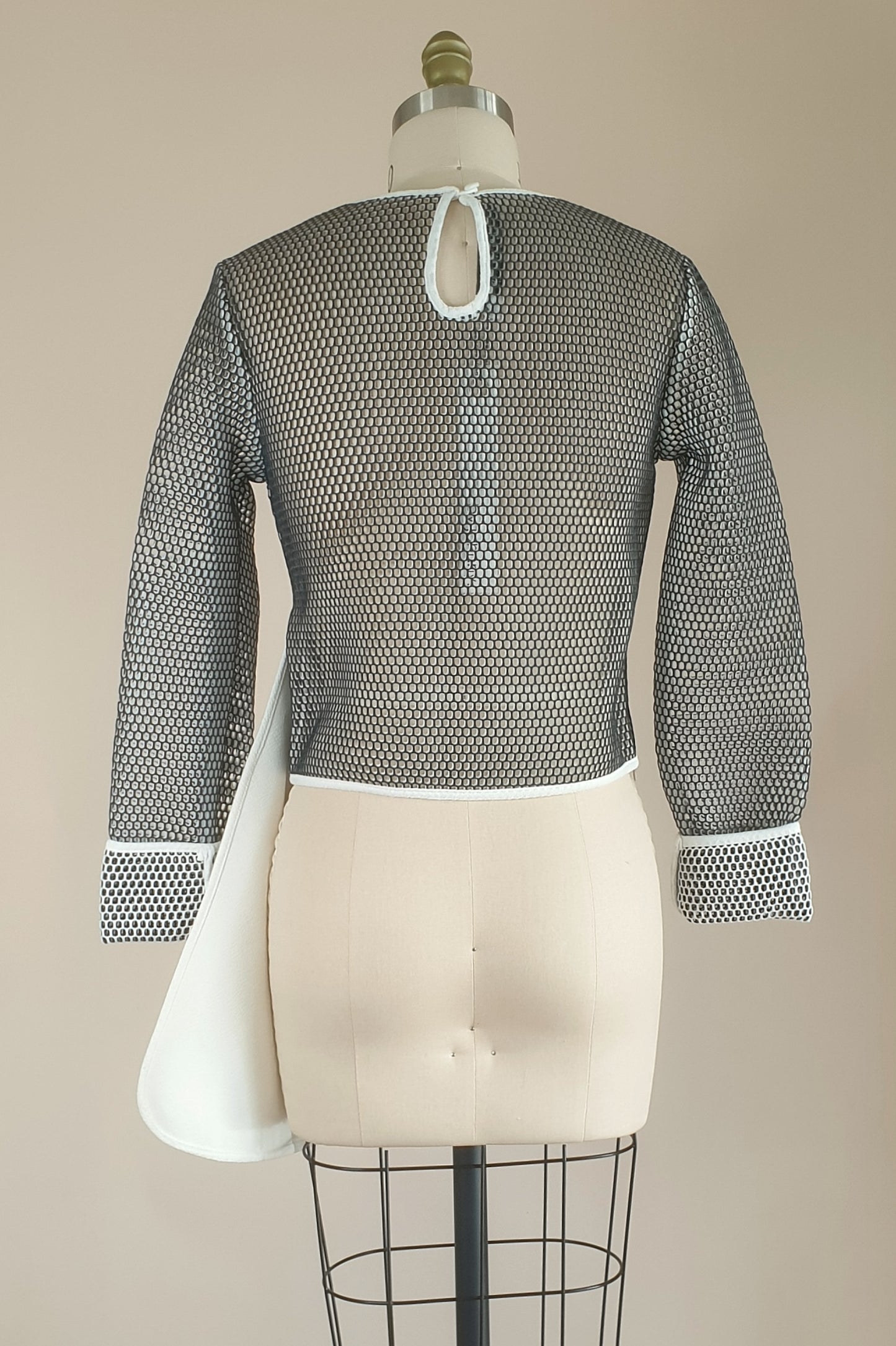 Fabulous By Johnny statement top Size S