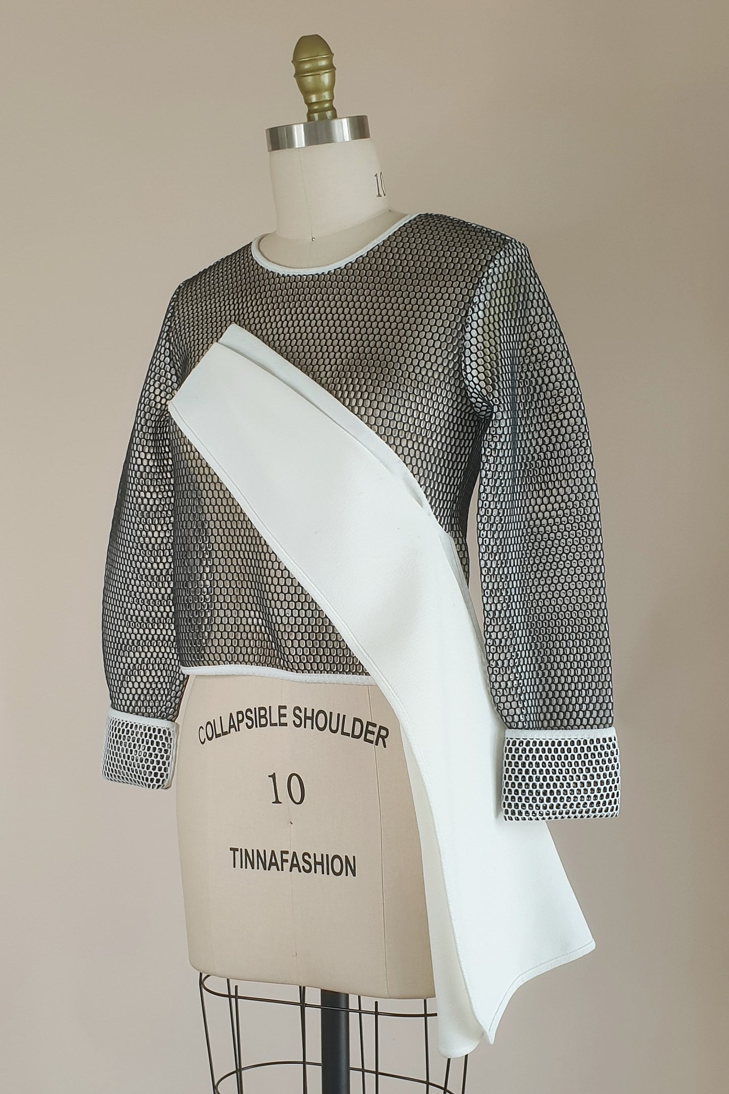 Fabulous By Johnny statement top Size S