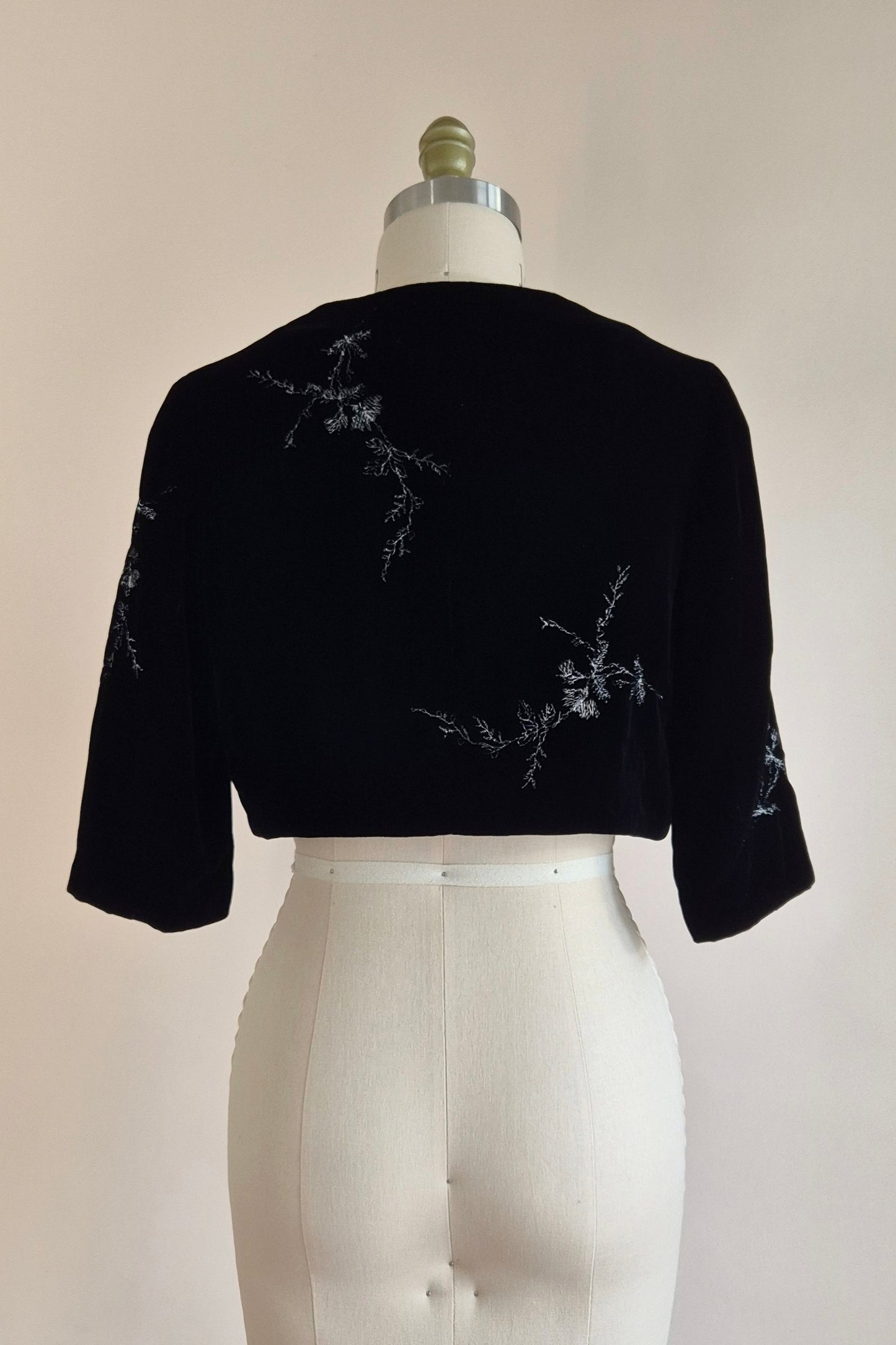 Stunning embroidered velvet bolero Size S