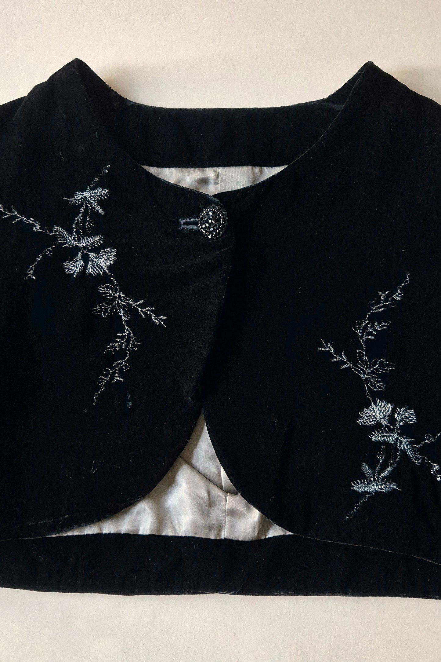 Stunning embroidered velvet bolero Size S