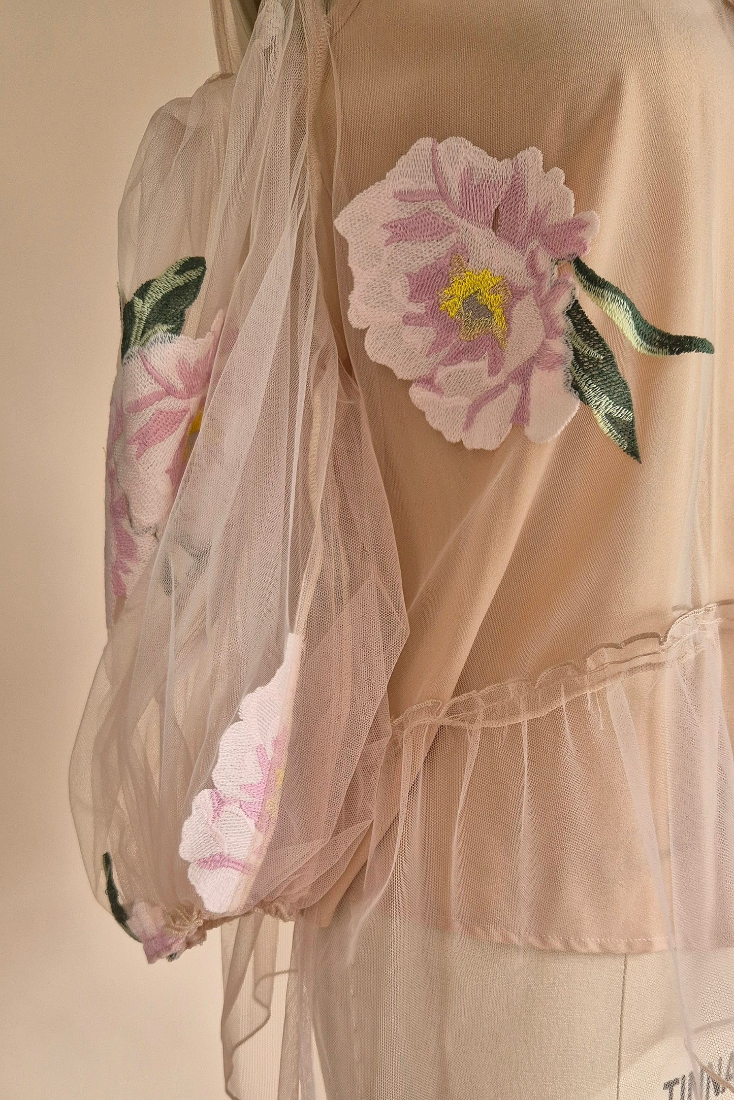 Trelise Cooper Couture floral tulle cold shoulder top Size L