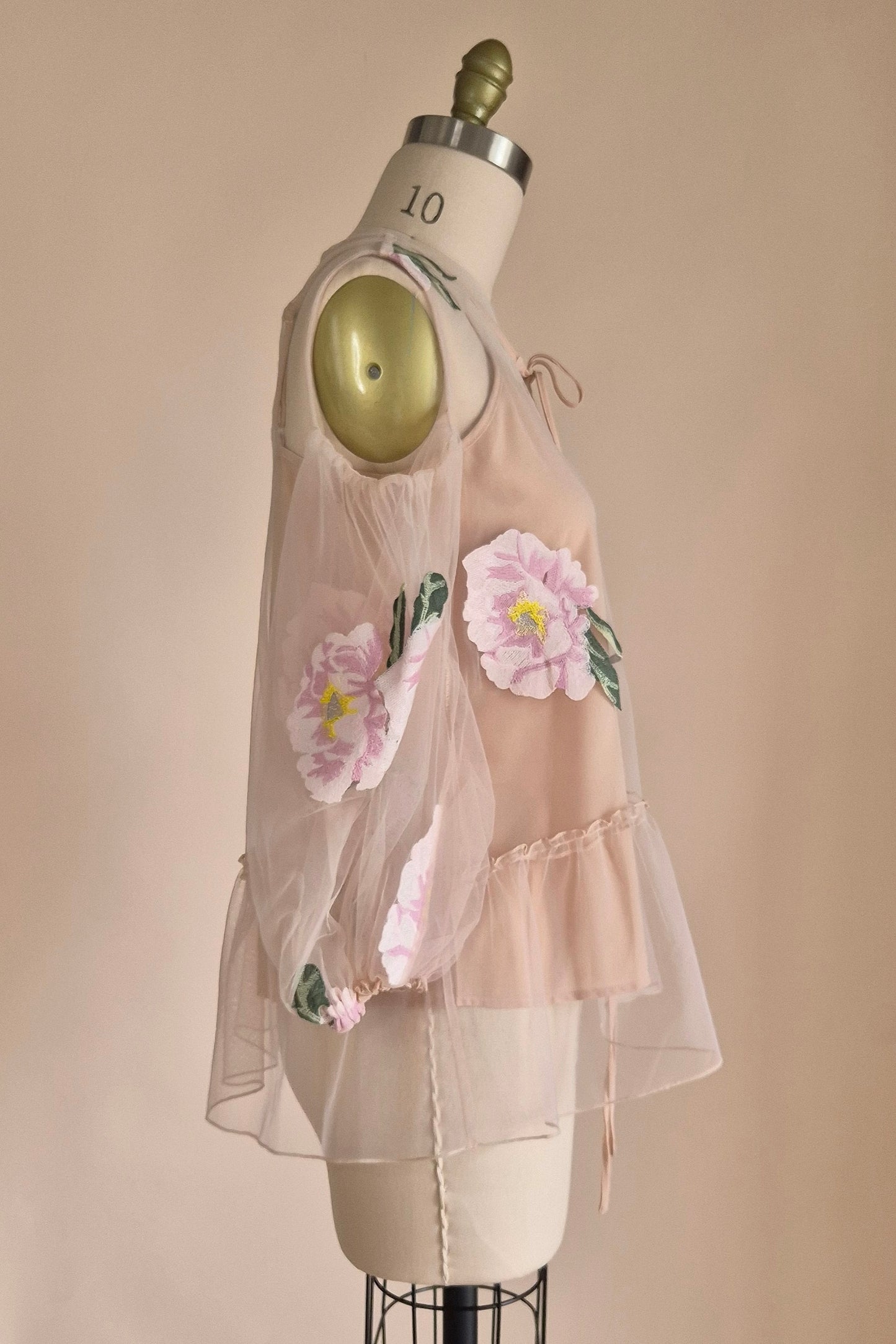 Trelise Cooper Couture floral tulle cold shoulder top Size L