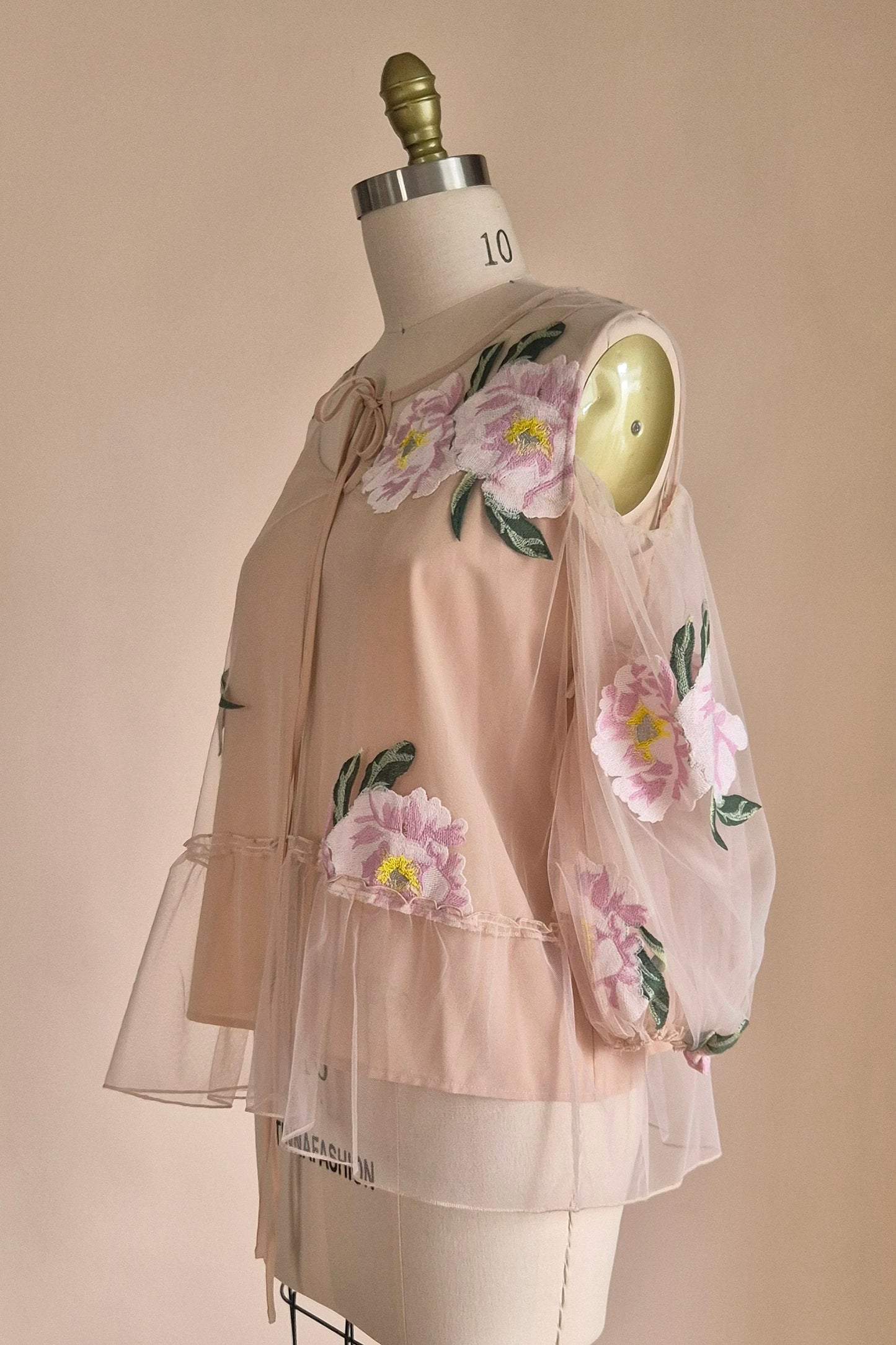 Trelise Cooper Couture floral tulle cold shoulder top Size L