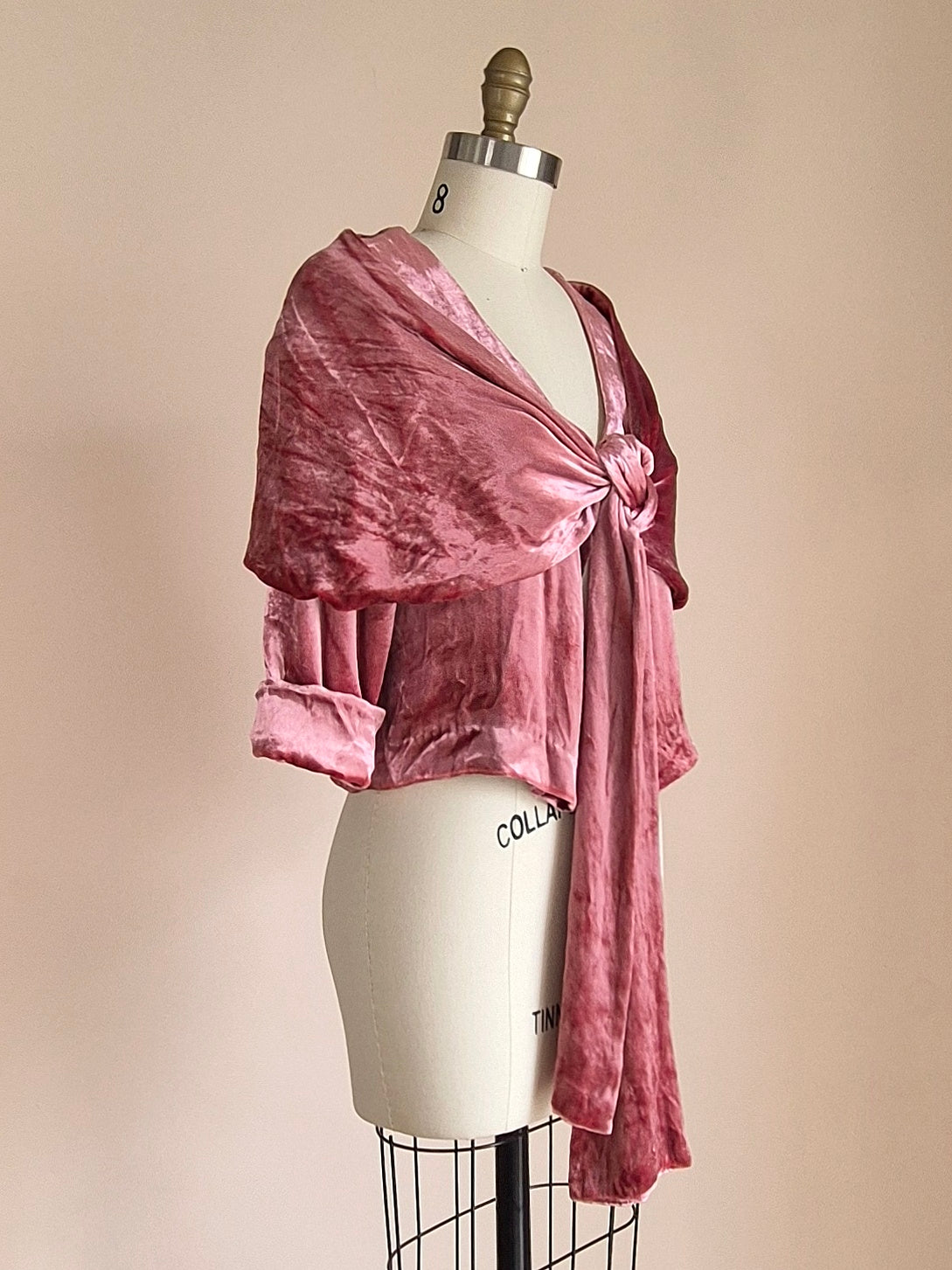 Sensational vintage velvet jacket Size S