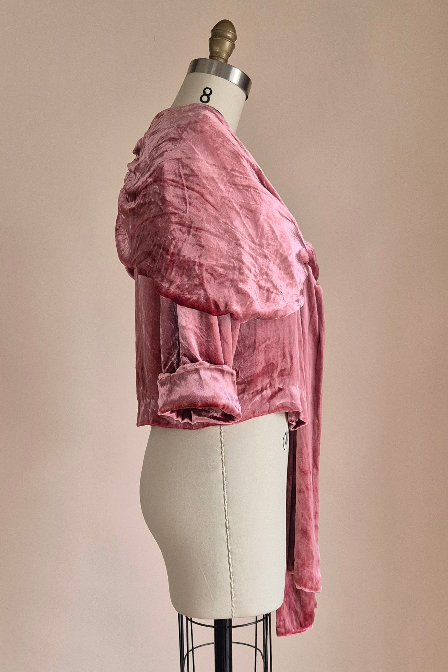 Sensational vintage velvet jacket Size S