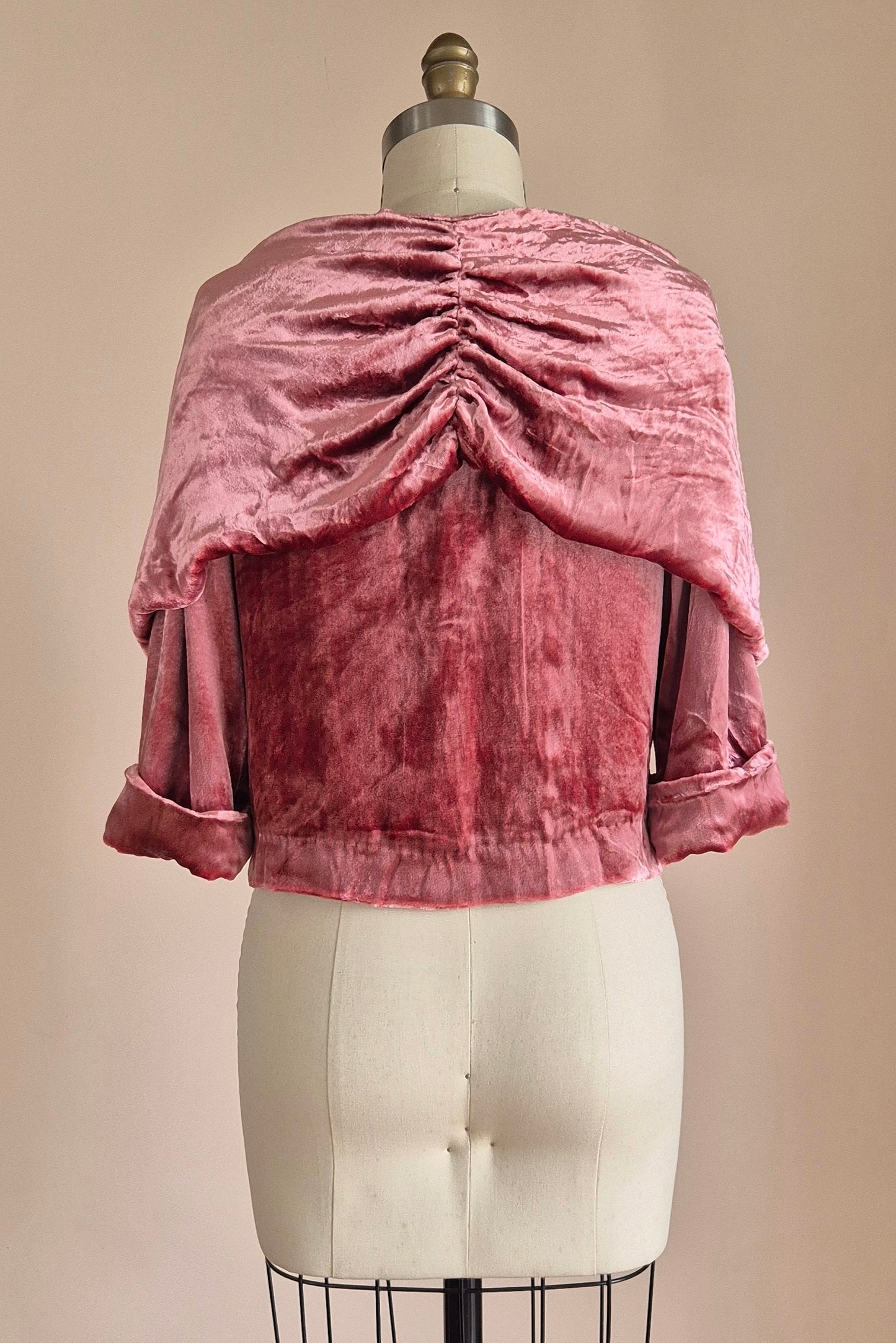 Sensational vintage velvet jacket Size S