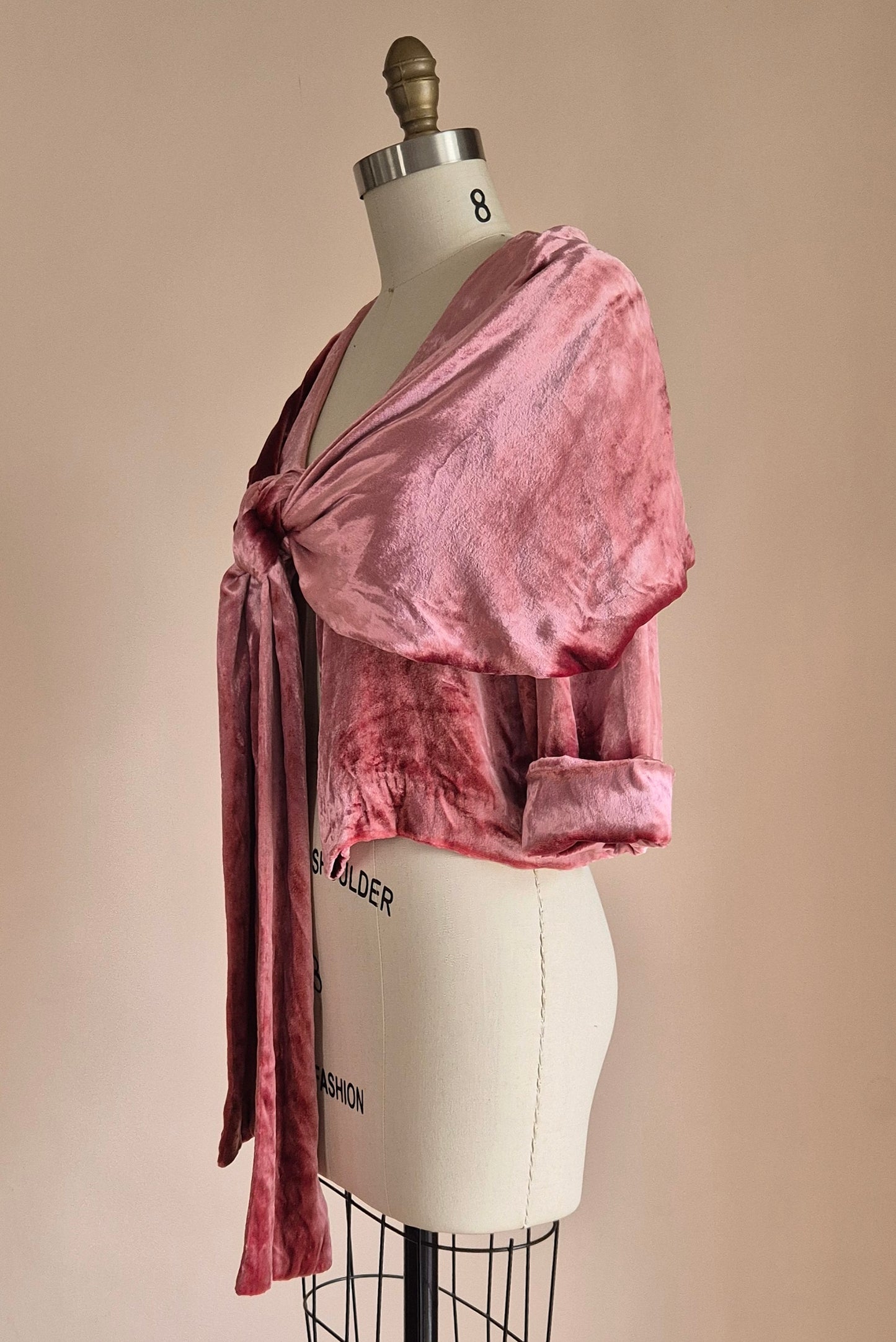 Sensational vintage velvet jacket Size S