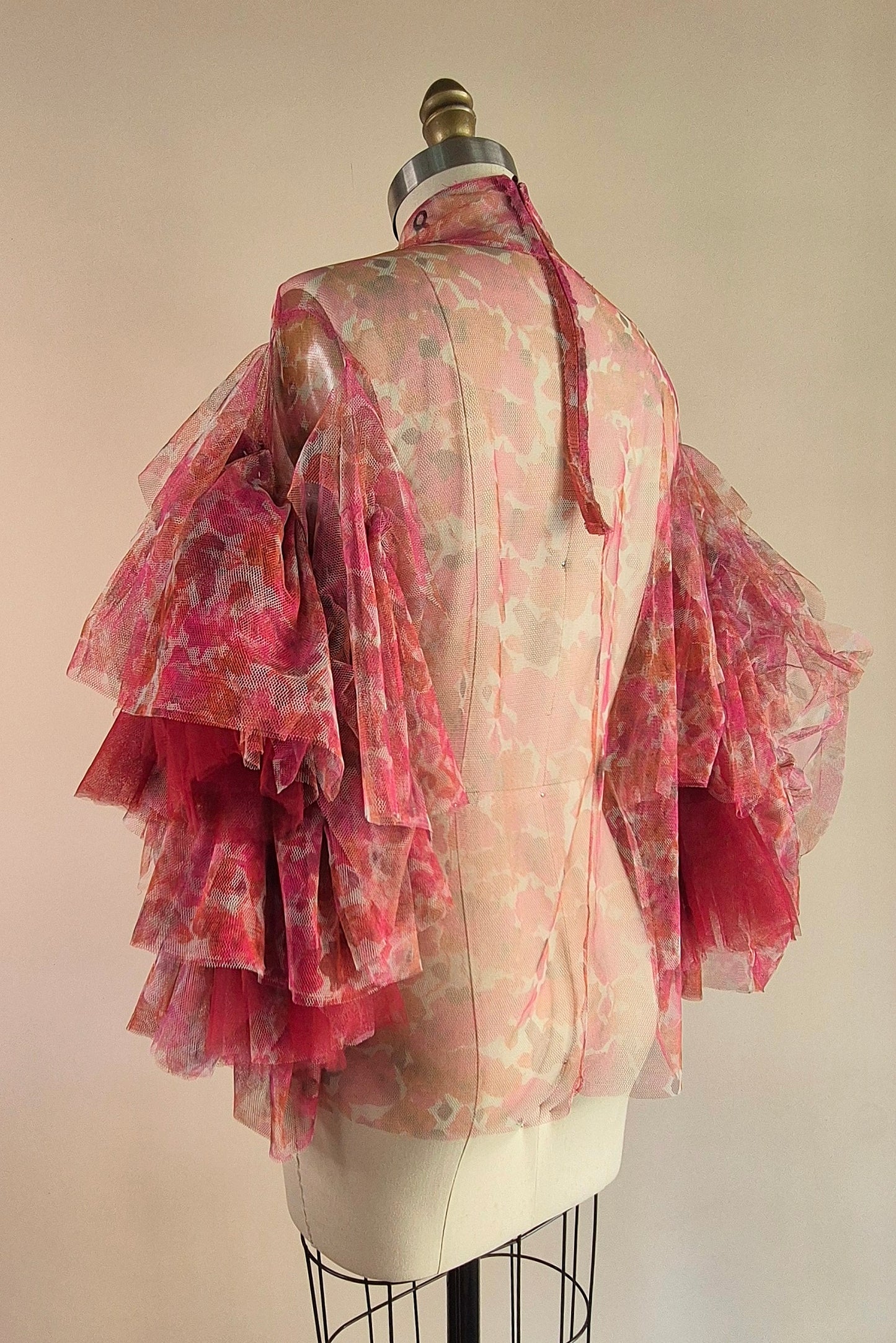 Incredible Susan Fang tulle statement top Size S