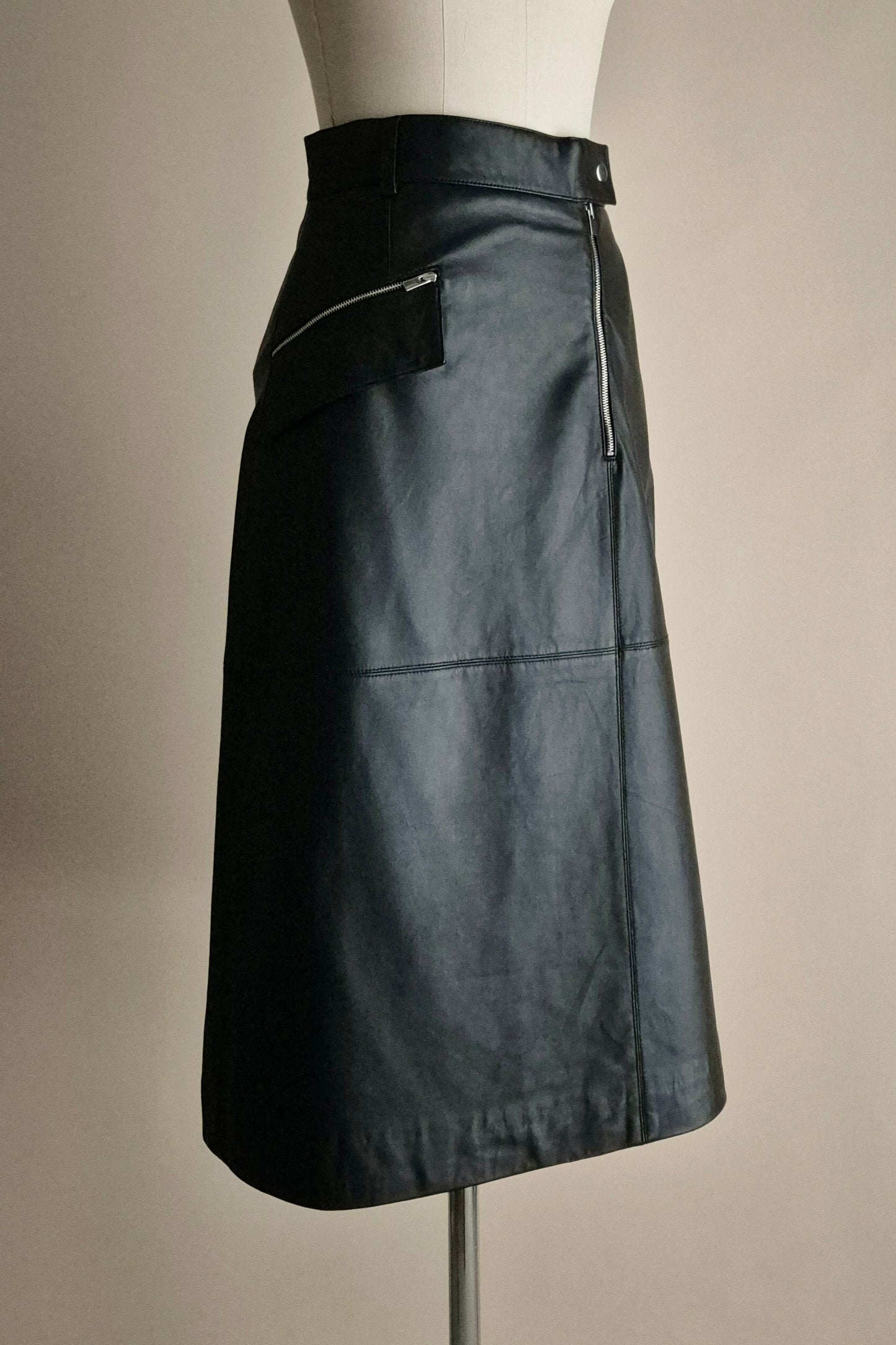 Stunning butter soft leather skirt Size XS