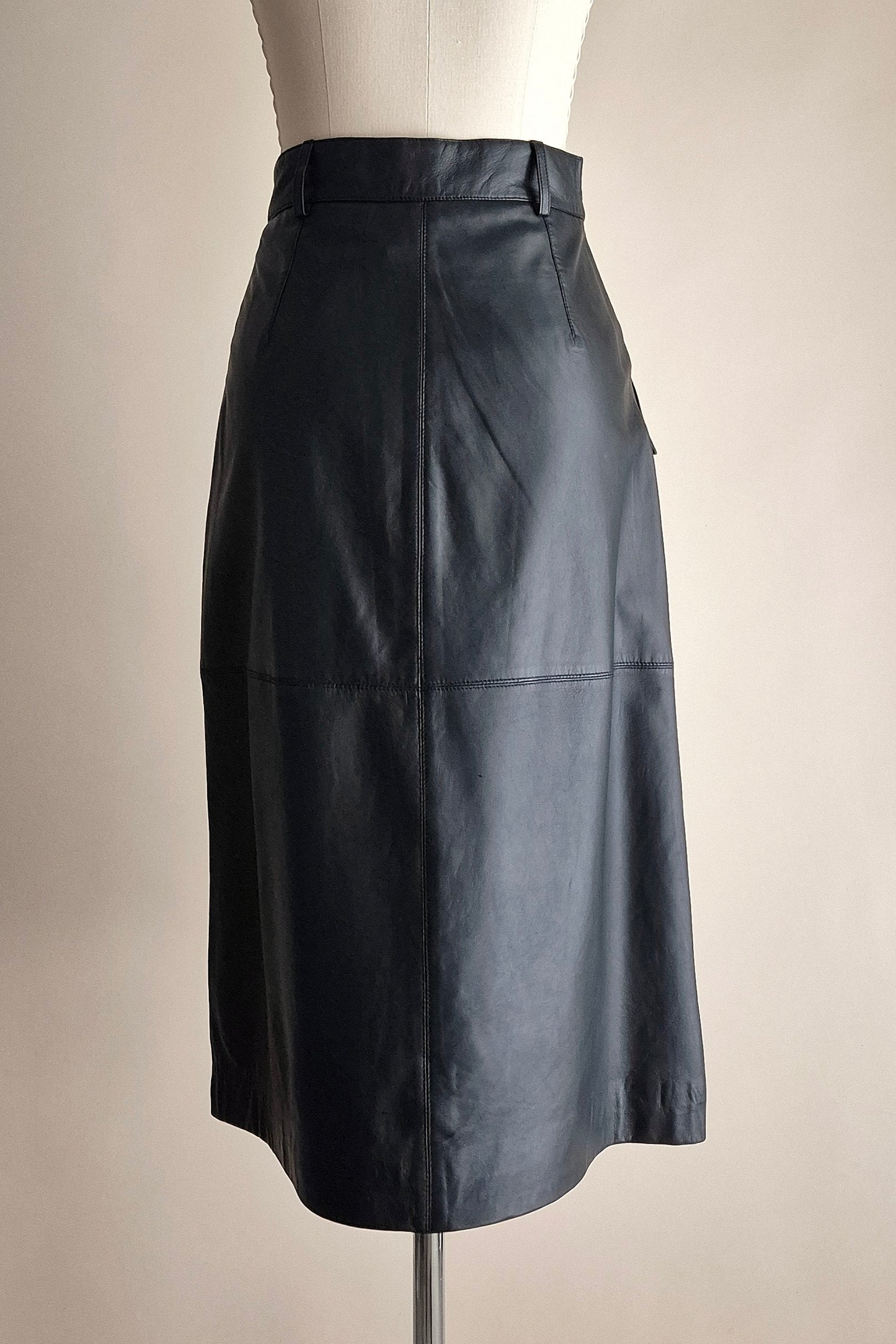 Stunning butter soft leather skirt Size XS