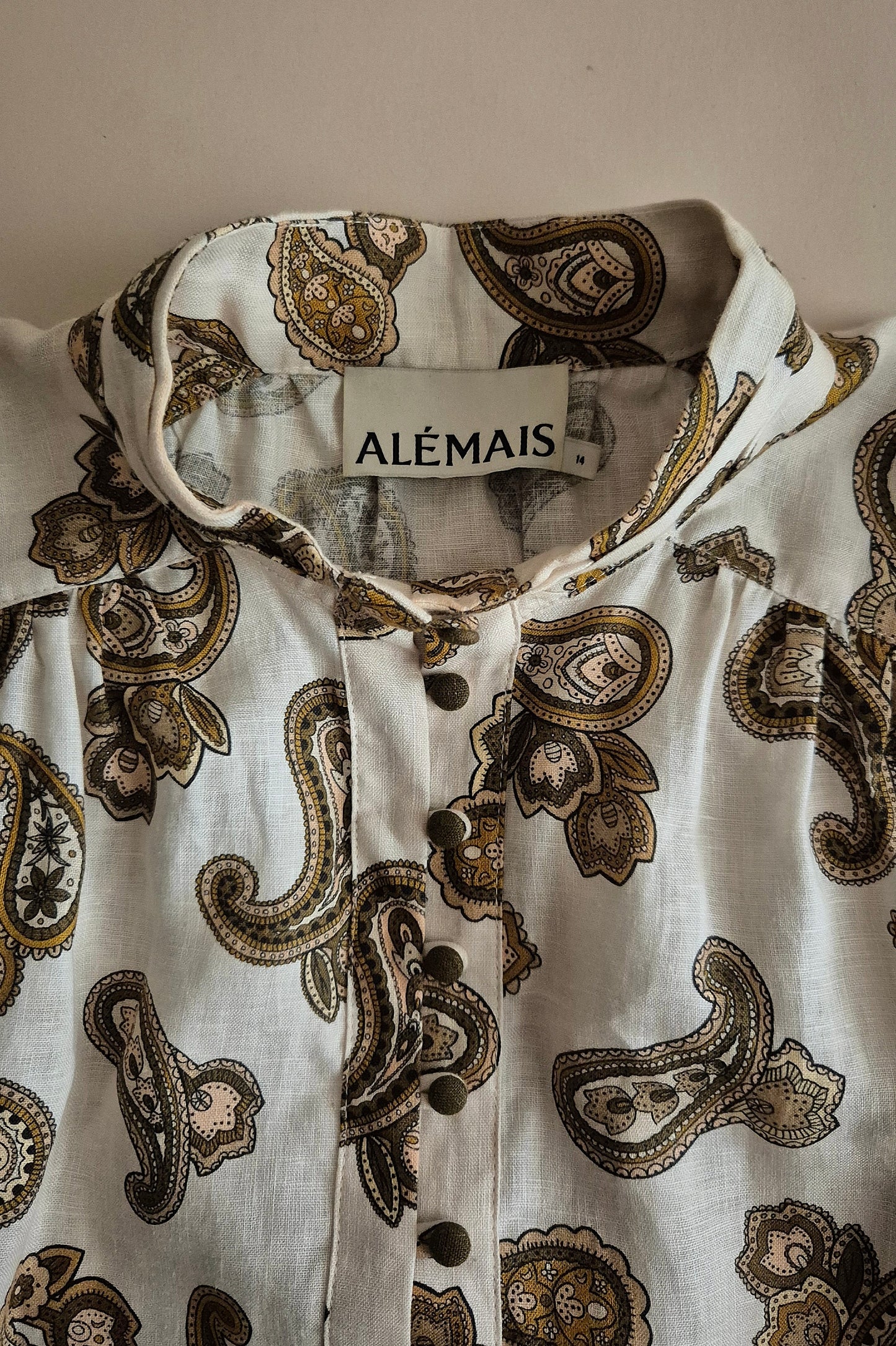 Beautiful Alemais paisley shirt Size L
