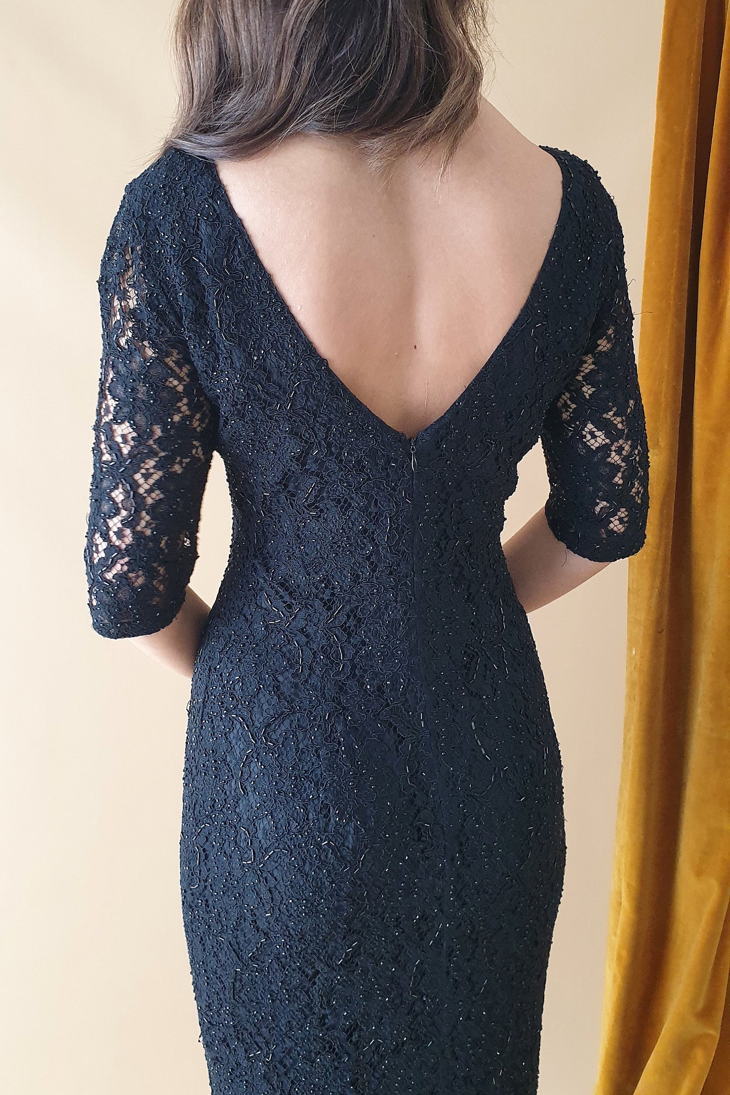 Stunning beaded lace evening dress Size 6