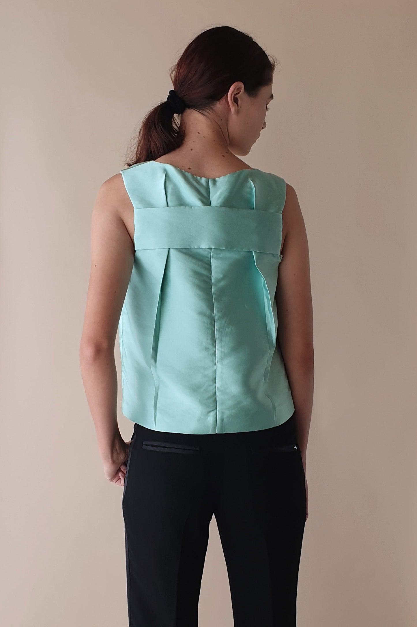 Stunning silk blend top from Rochas Size 8